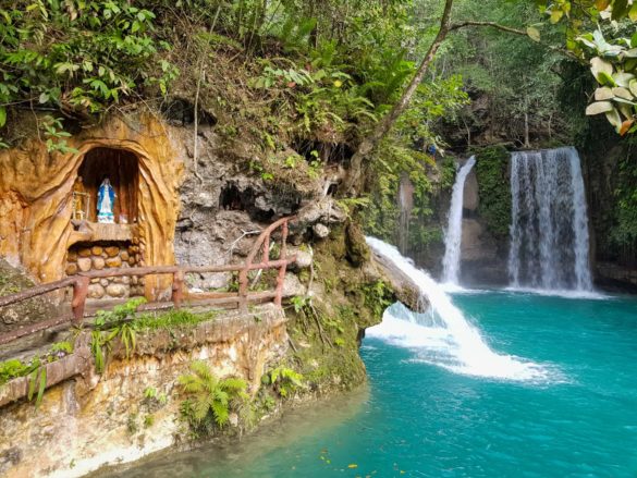Kawasan falls